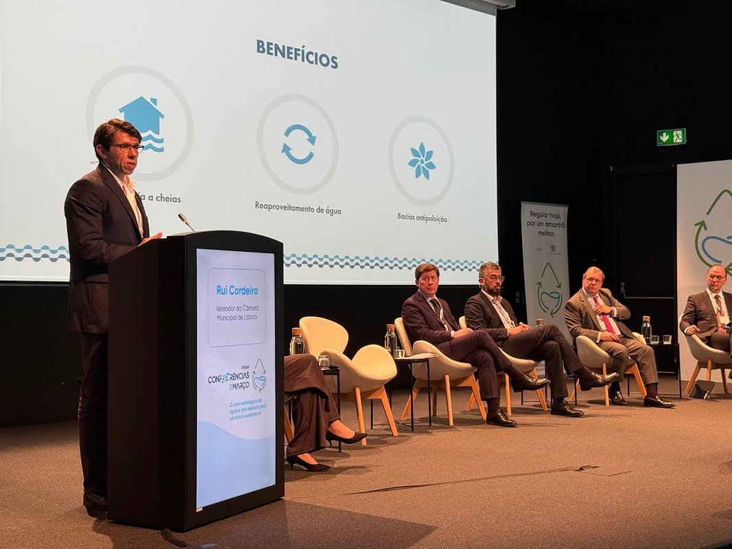 O consumo de resíduos continua a acelerar, com um aumento de 28% dos materiais consumidos desde 1900 - Rui Cordeiro