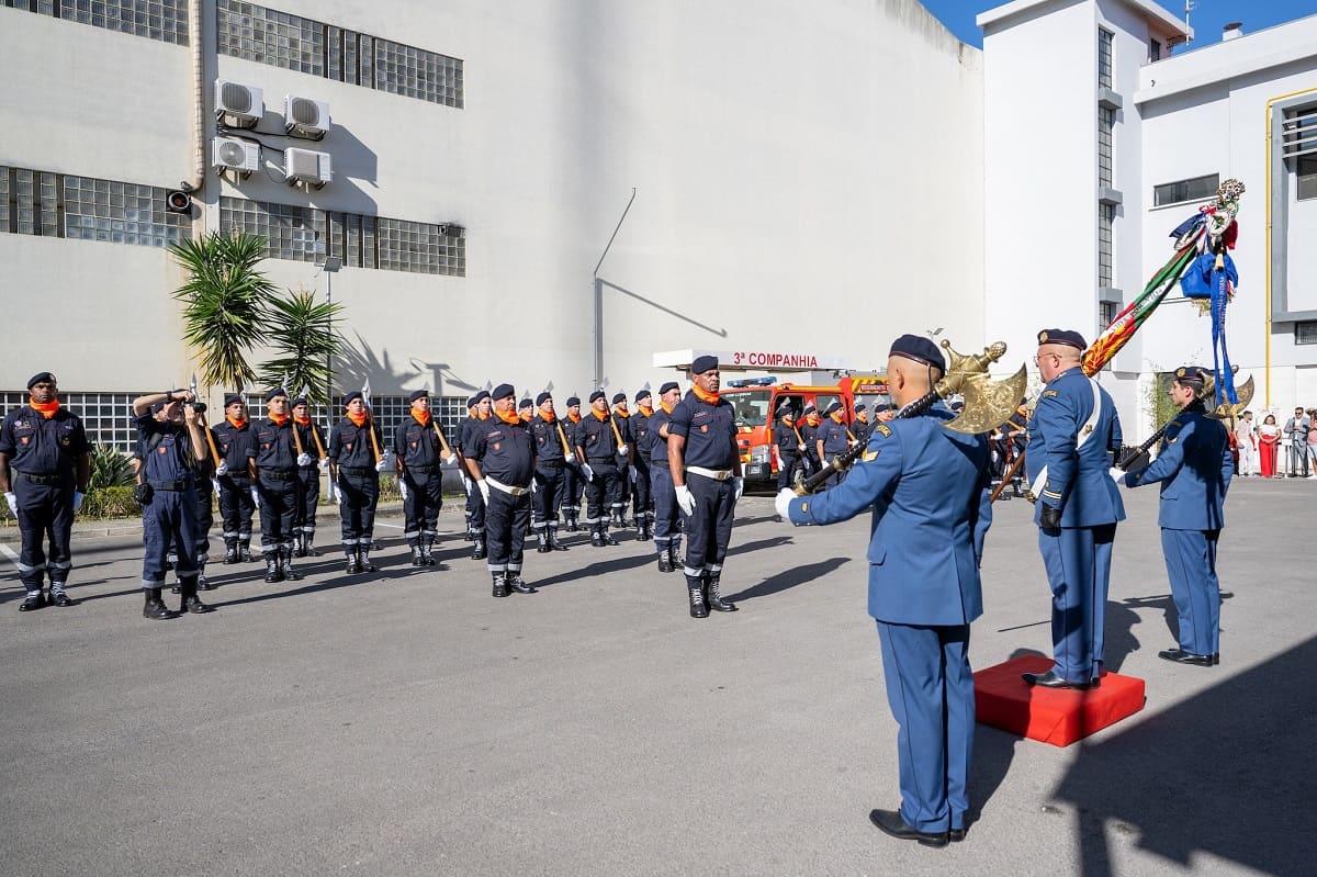 Cerimónia de Passagem a Pronto de 53 recrutas do RSB - Quartel da 3.ª Companhia, em Alvalade
