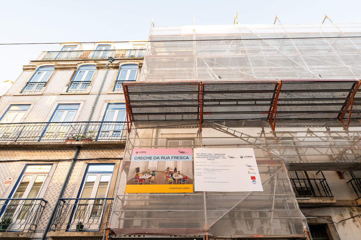 A reconversão e reabilitação do edifício pombalino combina a preservação do património histórico com soluções contemporâneas