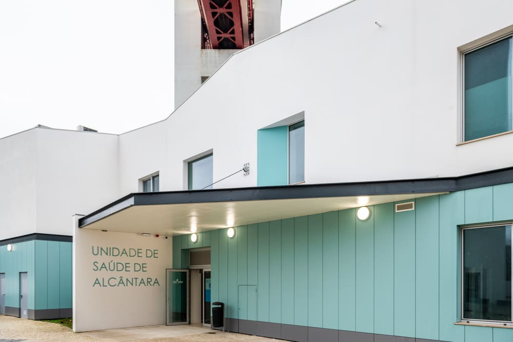 Unidade de Saúde de Alcântara - Rua 1º de Maio, em antigas instalações da Carris