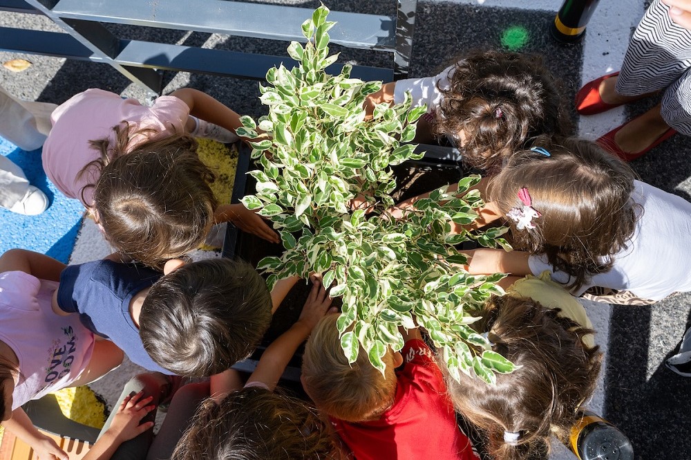 "Uma rua mais segura deixa o bairro mais feliz", é o lema da escola Sampaio Garrido, em Arroios