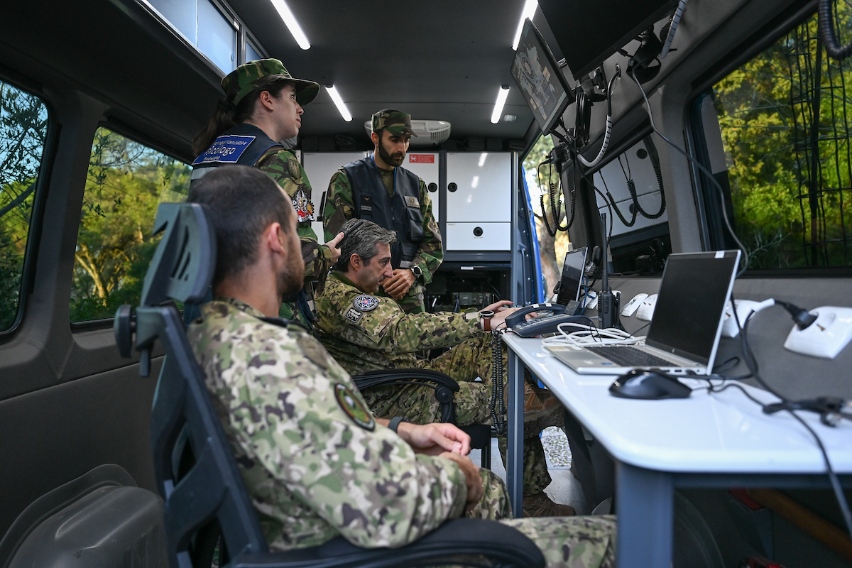 Exercício de busca em área aberta