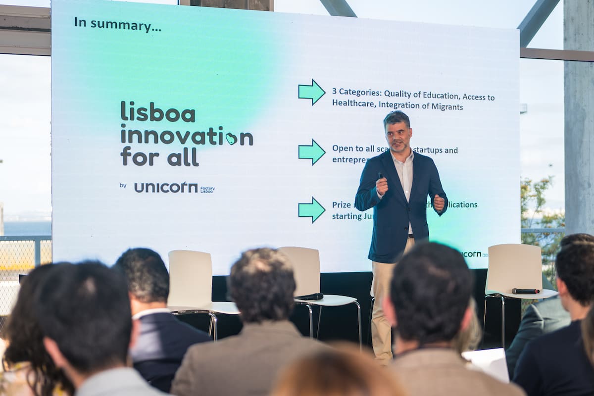 [Translate to English:] Apresentação do prémio “Innovation for All”  -  Gil Azevedo, director da Startup Lisboa e da Unicorn Factory Lisboa